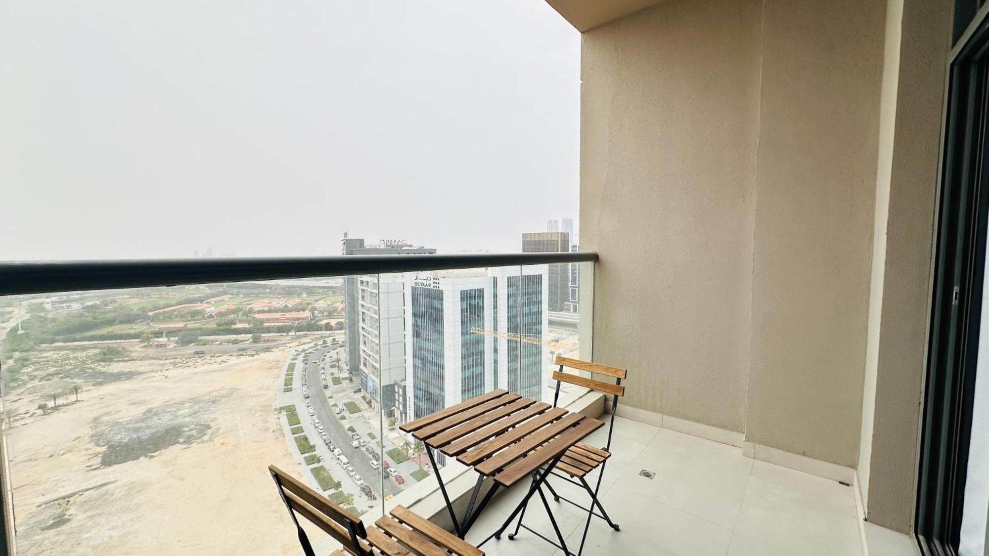 Luxury Business Bay With Balcony And Free Parking By Belvilla Ferienhaus